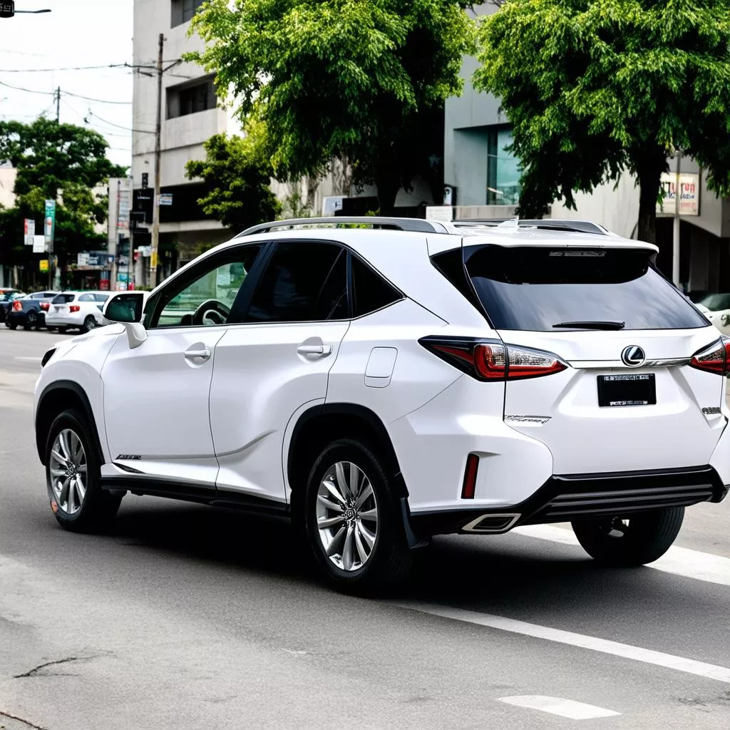 Lướt Qua Thị Trường Xe Ô Tô Lexus Cũ: Giá Cả Và Những Điều Cần Biết