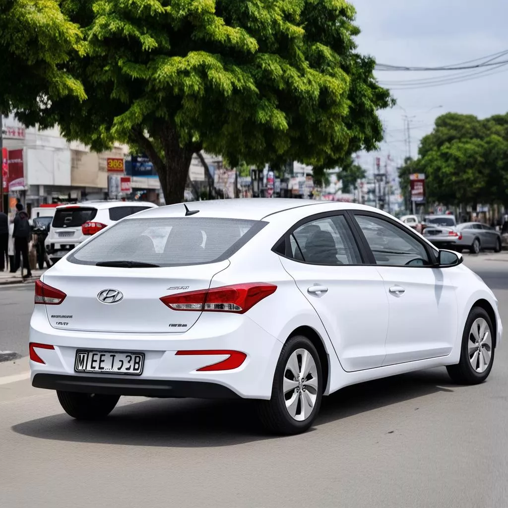 Giá xe Elantra 2016 lăn bánh: Lựa chọn hợp lý hay cuộc chơi may rủi?