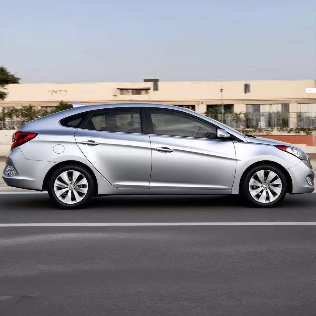 Giá xe Avante 2011: Lựa chọn hợp lý hay chỉ là hoài niệm?