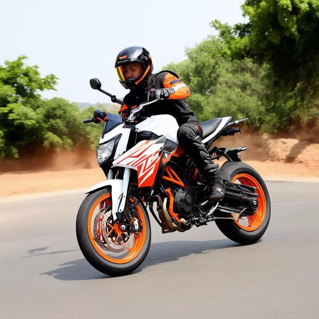 KTM Duke 200 màu trắng đỏ