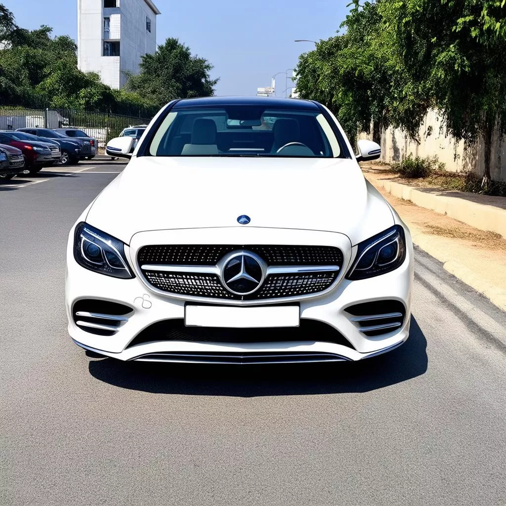 Elegant white 2019 Mercedes-Benz C200