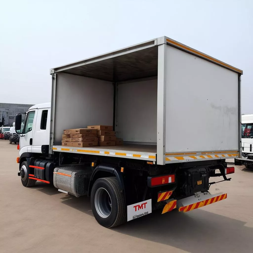 Thùng xe tải TMT