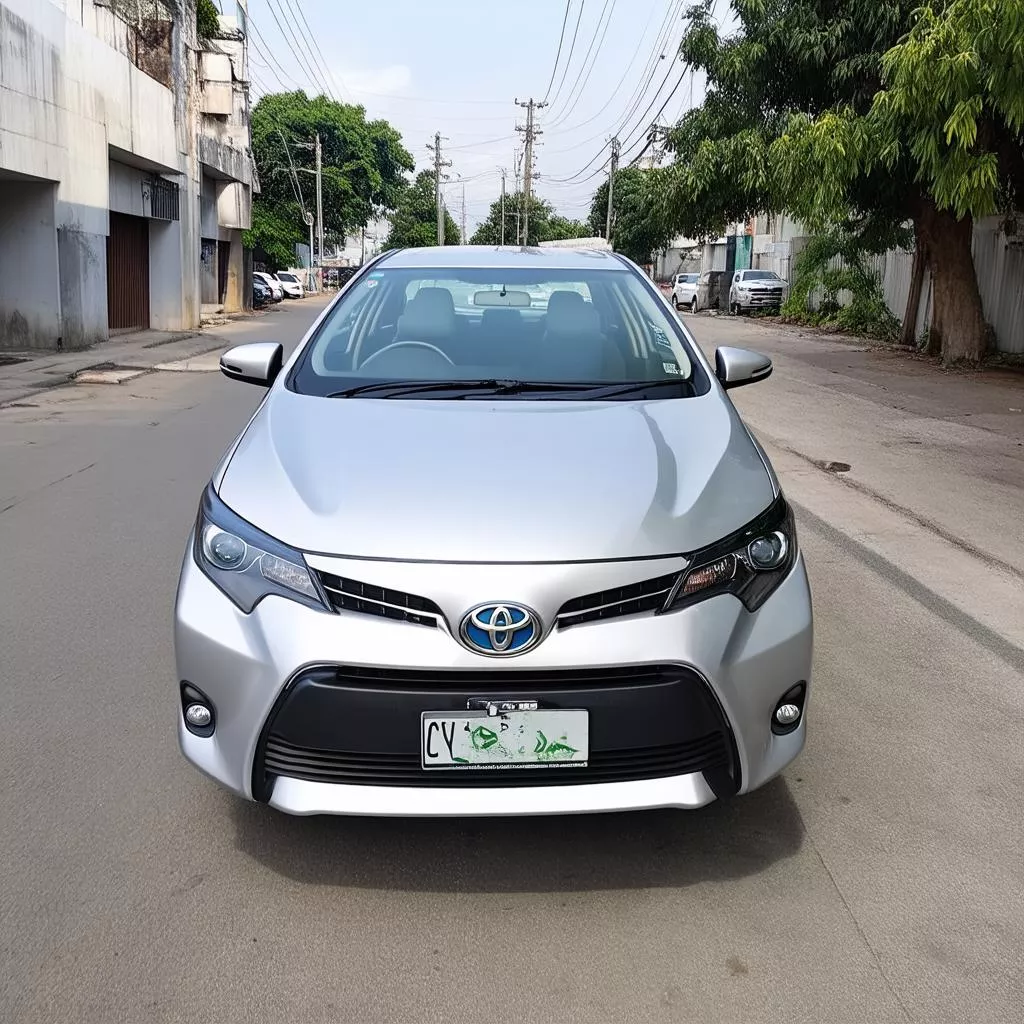 Giá xe Toyota Altis 2018: Lăn bánh bao nhiêu? Phong thủy thế nào?