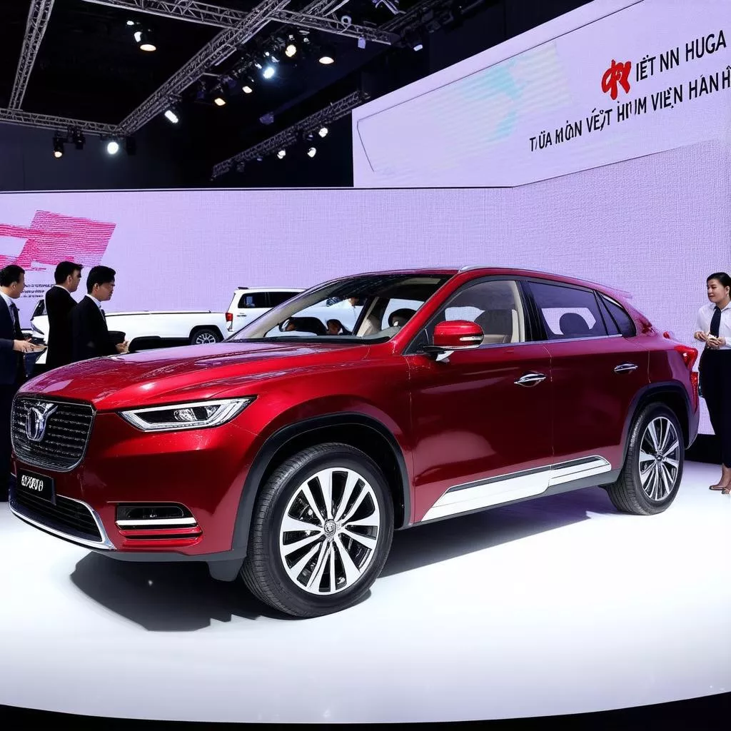 Xe ô tô Việt Nam được trưng bày
