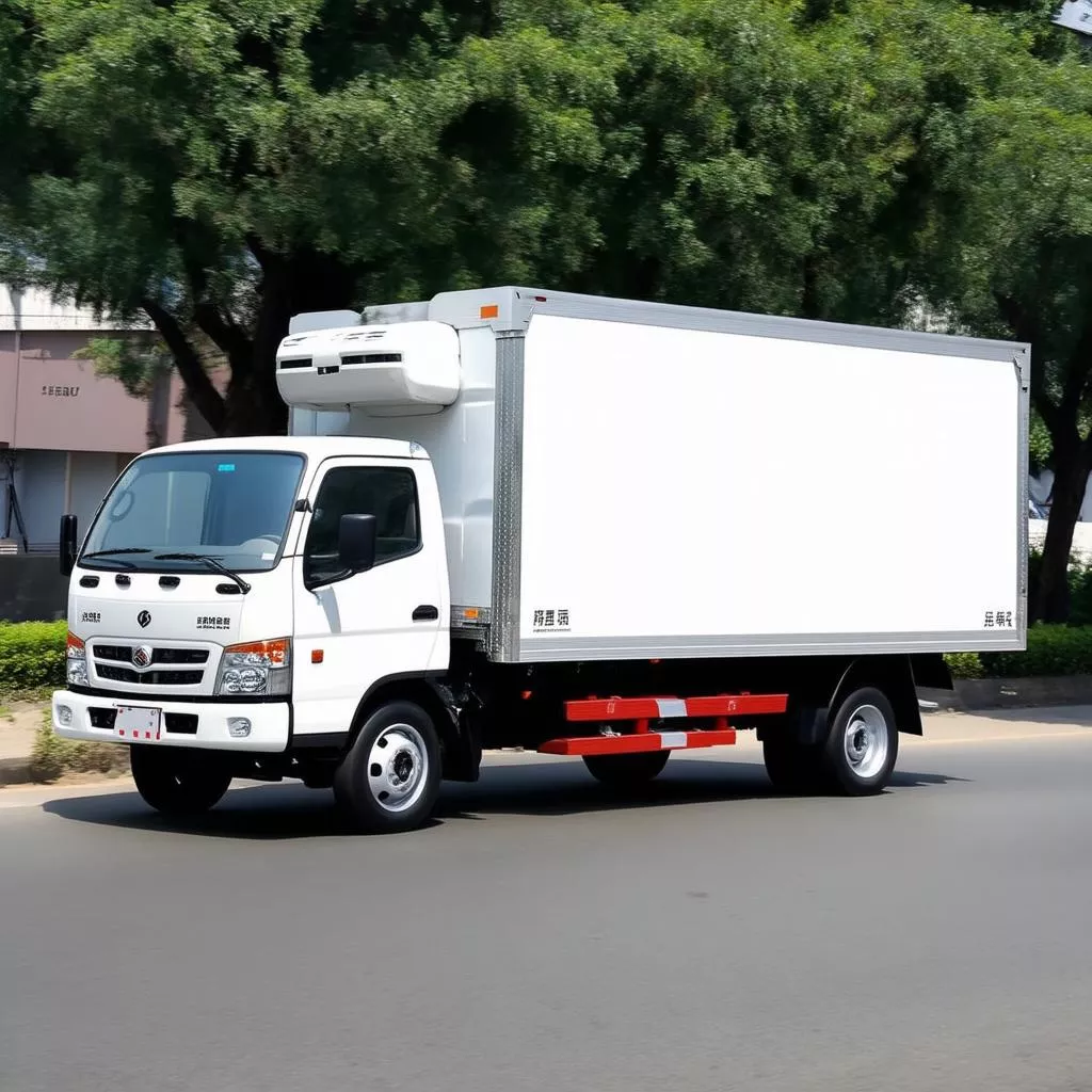 Dongfeng Hoang Huy Box Truck
