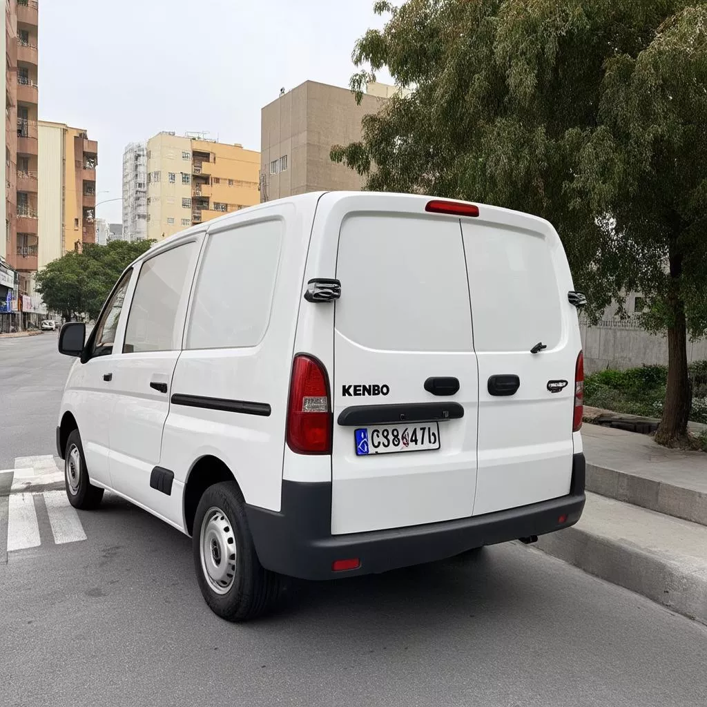 Đánh Giá Xe Van Kenbo 5 Chỗ: Có Nên "Rước" Em Nó Về Nhà?