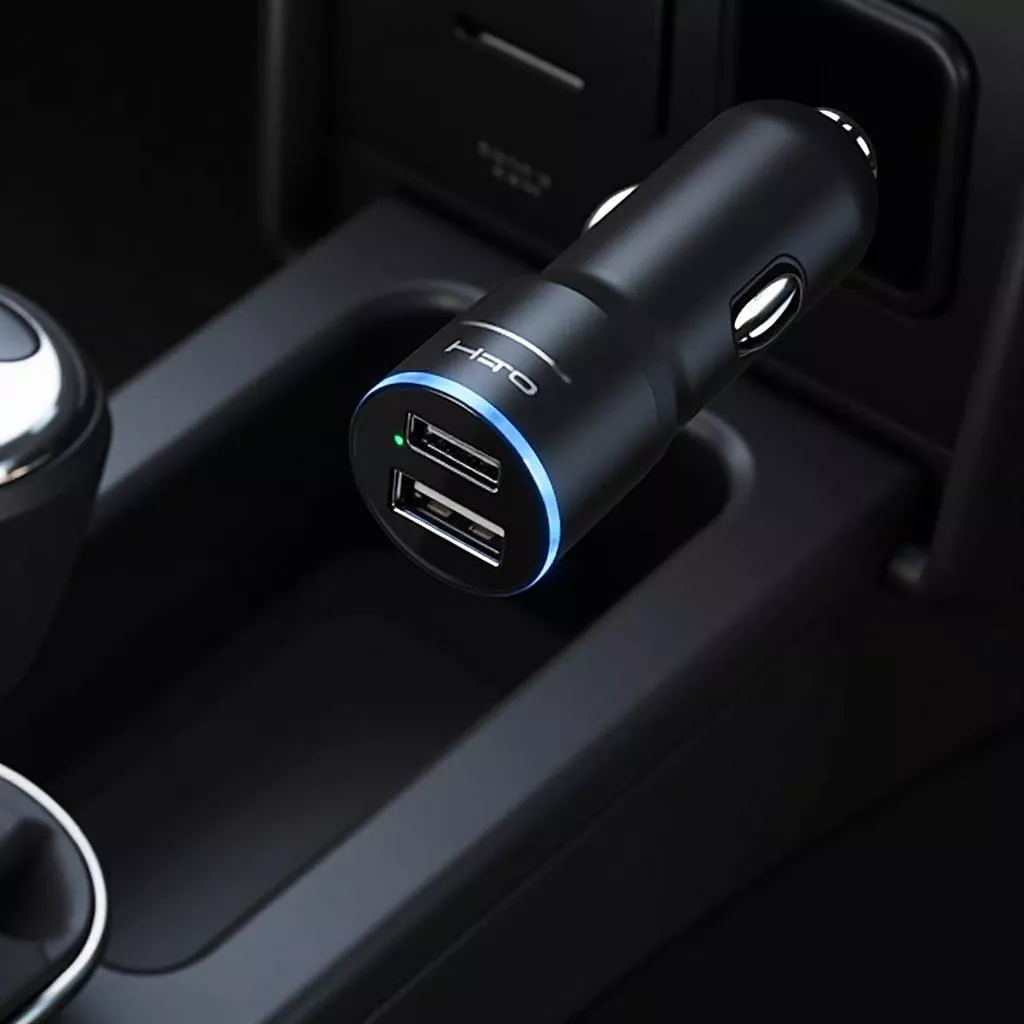 Sạc Ô Tô 2 Cổng Usb: Vật Bất Ly Thân Của Tài Xế Thời 4.0
