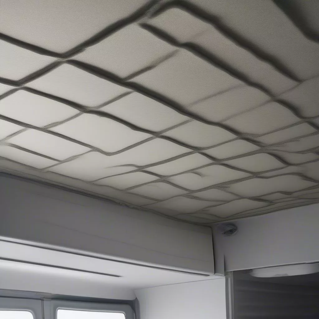 Phun PU Foam cách nhiệt trần xe ô tô