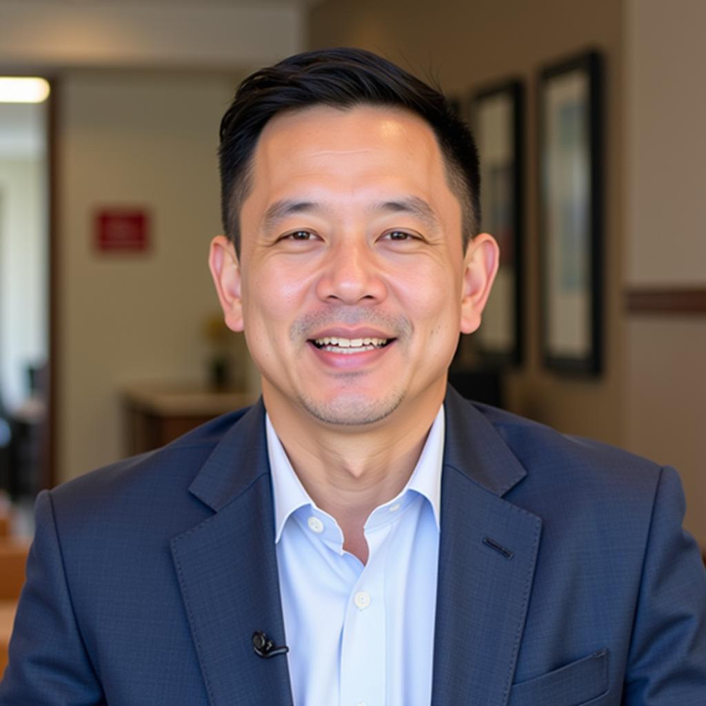 Chuyên gia Nguyễn Văn A đánh giá cao chính sách bảo hành và chất lượng xe tải UNV.